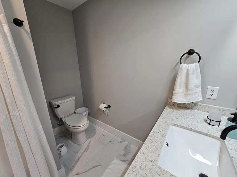 5 Warren Rd — Photo 32
