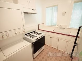 1762 N La Brea Ave, Los Angeles, CA 90046
