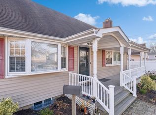 3830 Hickory St, Seaford, NY 11783