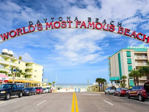 113 N Hollywood Ave #1, Daytona Beach, FL 32118