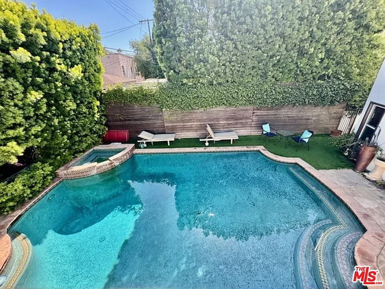 8283 W 4th St — Photo 32