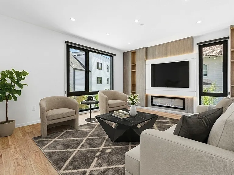 7 Algonquin Rd #1 — Photo 2