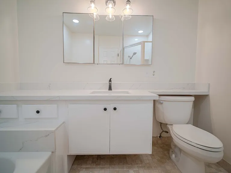 20368 Flora Ln — Photo 25