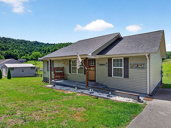 2nd image of 2040 Walker Cove Rd
