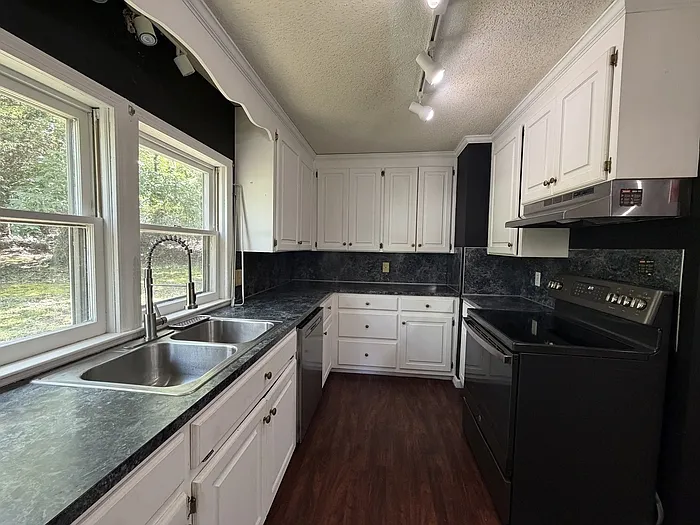 5545 Old Winnsboro Rd — Photo 8