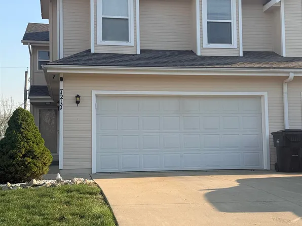 7218 SW 23rd St, Topeka, KS 66614