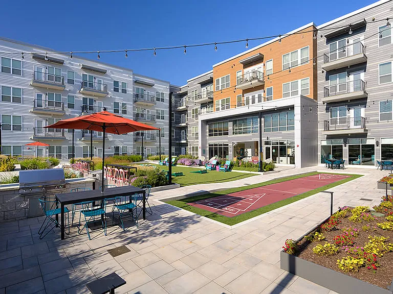 V2 Apartments — Photo 37