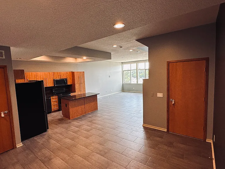 640 S 50th St #2204 — Photo 22