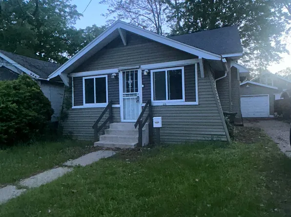 1615 Dyson St, Muskegon, MI 49442