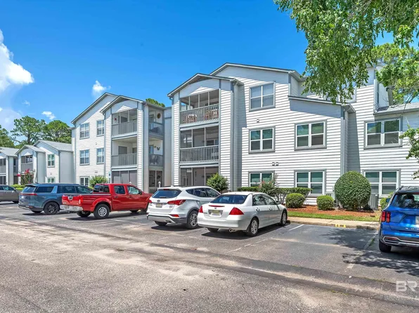 2200 W 2nd St #301-C, Gulf Shores, AL 36542