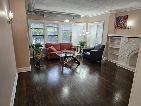 924 S Austin Blvd #2S, Oak Park, IL 60304