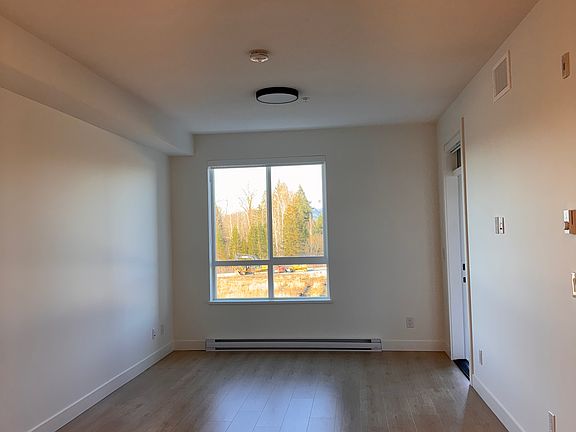 4th image of 19953 76th Ave #105