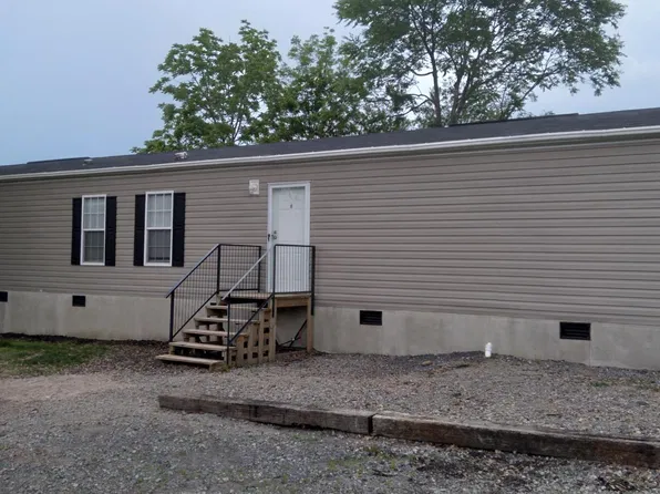 145 Main St SW, Calhoun, GA 30701