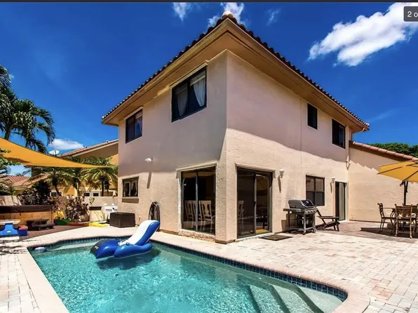 523 NW 38th Terrace, Deerfield Beach, FL 33442