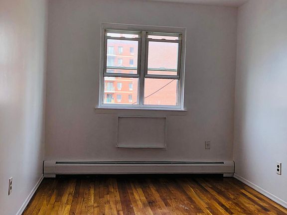 4th image of 14217 38th Ave