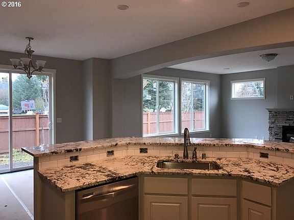 4th image of 9713 NE 163rd Ct