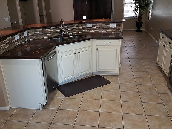 2nd image of 1707 E Branham Ln