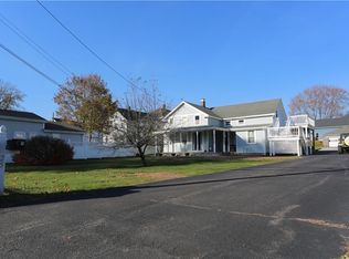25 Pierce St, Westerly, RI 02891