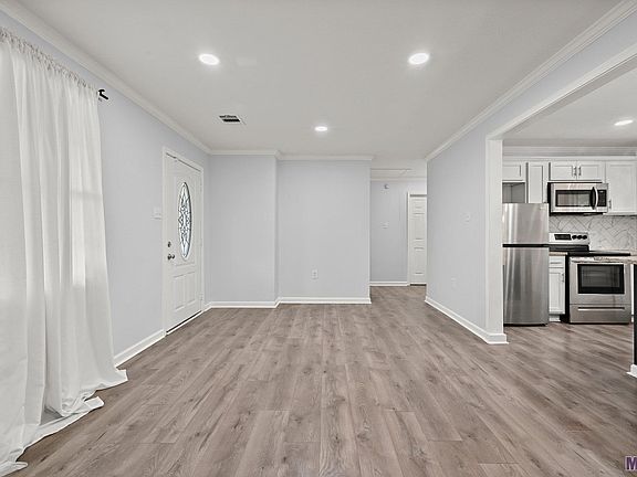 2nd image of 9441 Huntington Ave