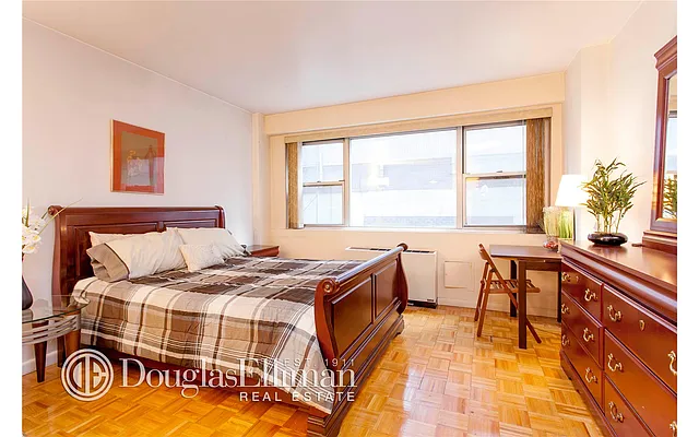 Rented by Douglas Elliman | media 45