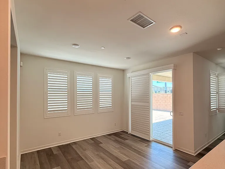 2622 E Scarlett Ln — Photo 10