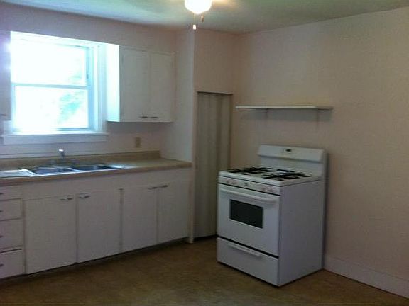 4th image of 609 Pennsylvania St