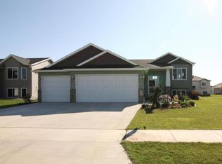 2002 Street Cir S #35, Moorhead, MN 56560