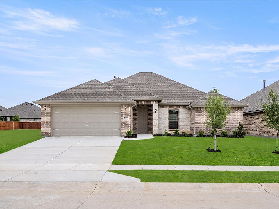 1st image of 1070 Fleetwood Dr