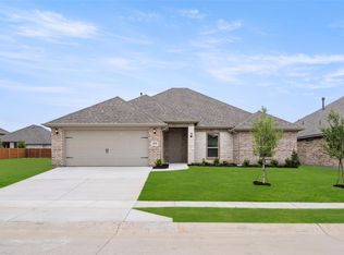 1070 Fleetwood Dr, Justin, TX 76247