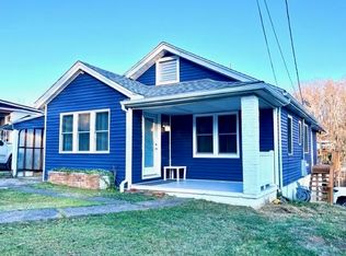 1098 Norwood Rd, Huntington, WV 25705