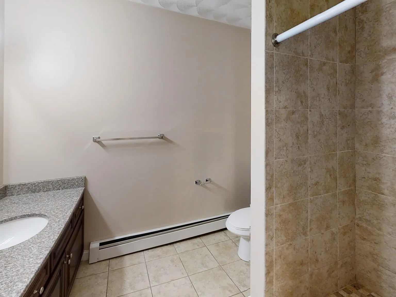 83 Pembroke Avenue — Photo 4