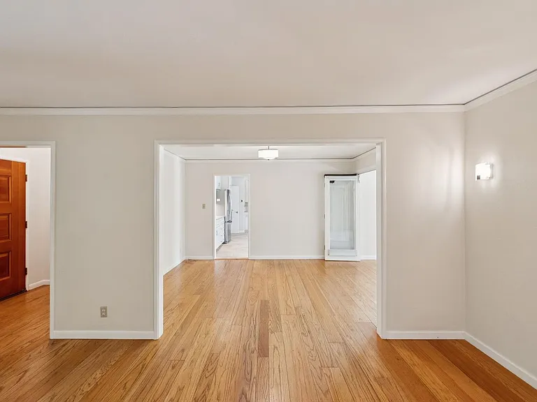 970 Palo Alto Ave — Photo 21