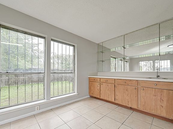 5th image of 12702 Fawnway Dr
