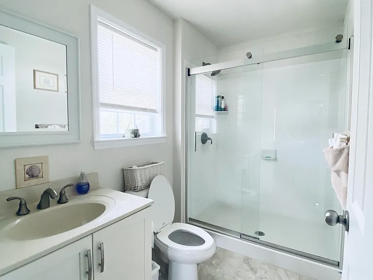 1402 C St — Photo 22