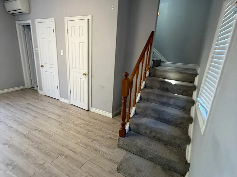 677 Durie St #4 — Photo 9