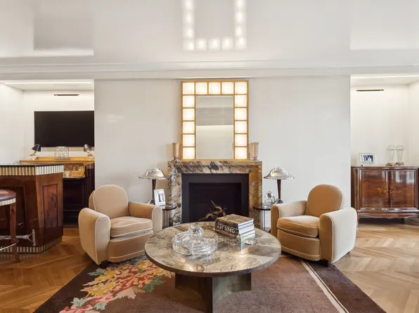 300 Central Park West 12G2 image 2 of 14