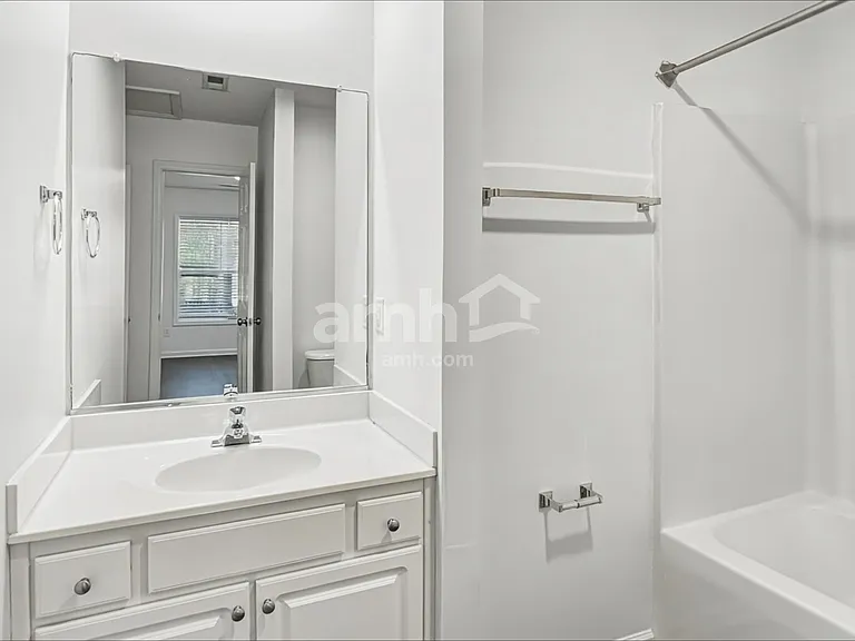 115 Bristol View Cir — Photo 13