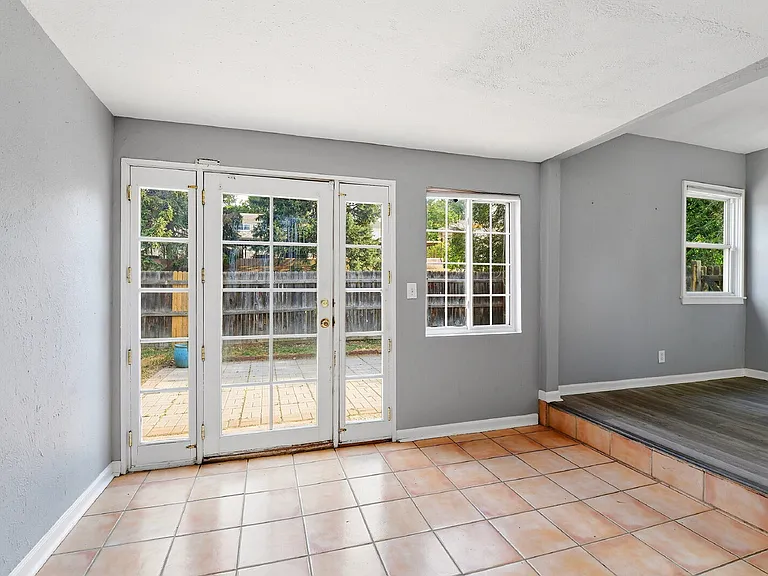 1200 Spruce St — Photo 14