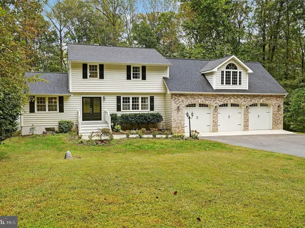 2196 Hallmark Ct, Gambrills, MD 21054