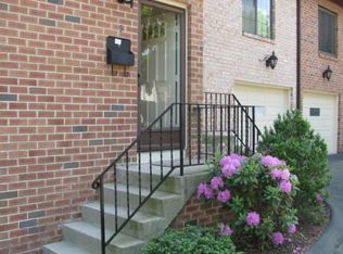 237 Strawberry Hill Ave APT 9, Stamford, CT 06902