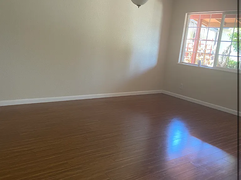 632 Serenade Ct #2 — Photo 3