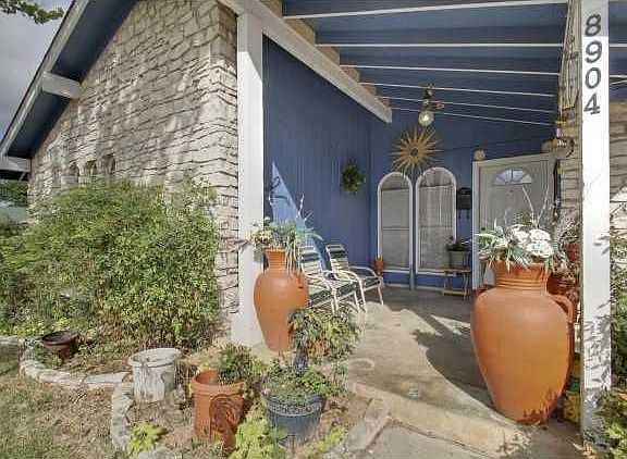 3rd image of 8904 Tronewood Dr