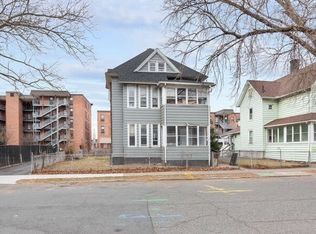 24 Adams St, Springfield, MA 01105