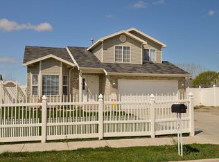 5397 S Vista Dr, Roy, UT 84067