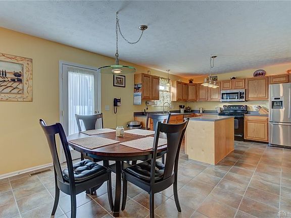 3rd image of 2738 Jenny Marie Dr