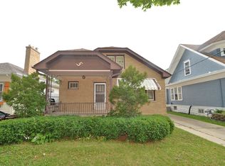 2815 Charles St, Racine, WI 53402