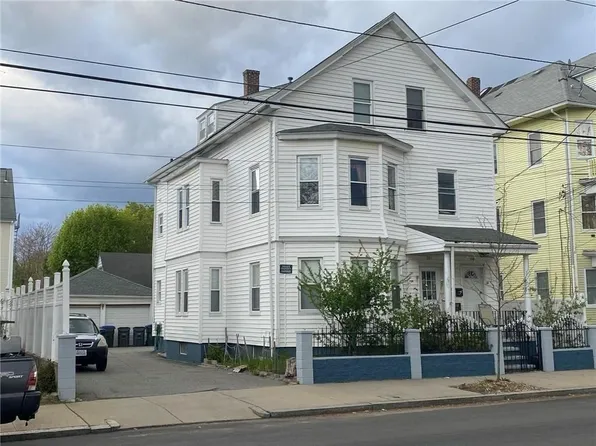219 Webster Ave, Providence, RI 02909