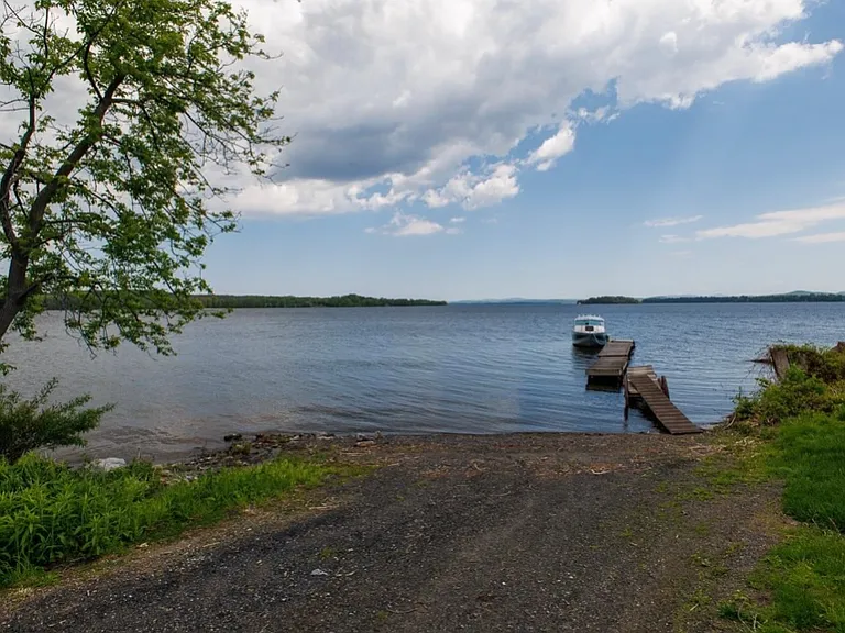 489 US Route 2 #3 — Photo 4