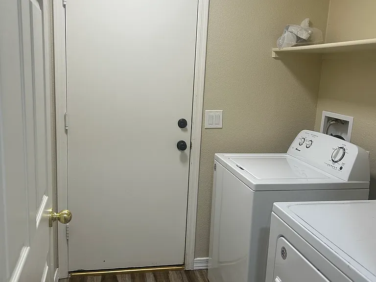 15021 W Elko Dr — Photo 9