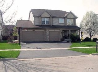 2932 Blanchard Ln, West Chicago, IL